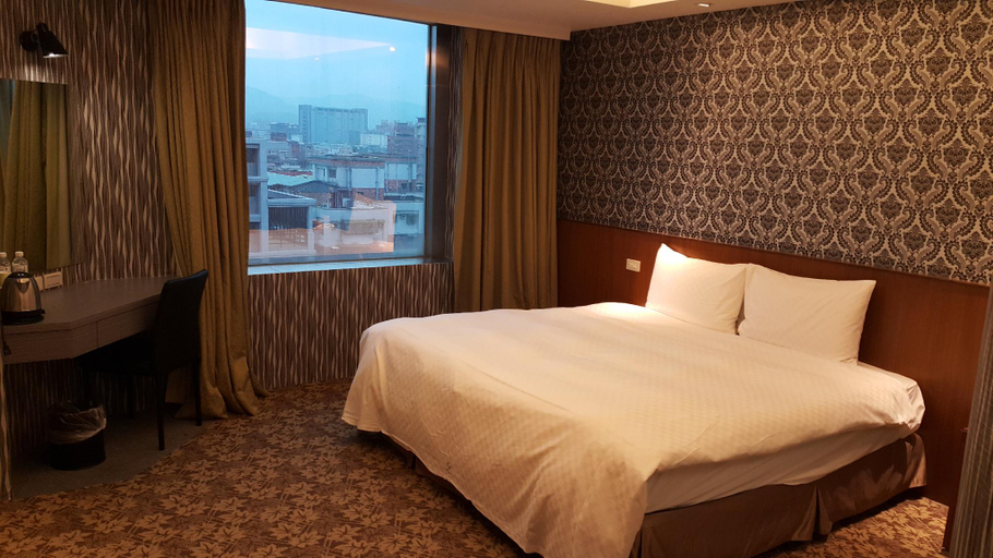 Bedroom 2, Golden Age Hotel, New Taipei City