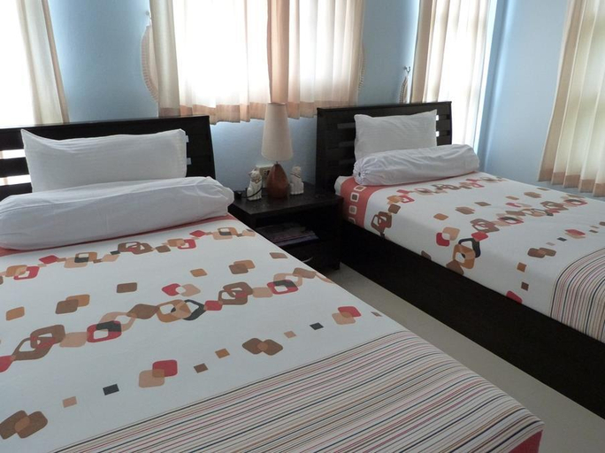 Bedroom 2, Bann Suan Rachawadee B&B, Muang Si Sa Ket