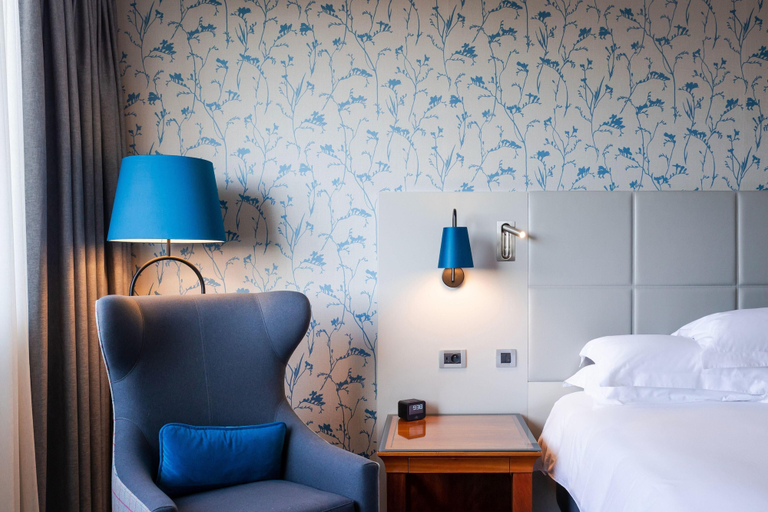 Bedroom 2, Hilton Strasbourg, Bas-Rhin