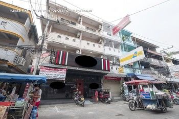 Others 2, ZEN Rooms LK Metro, Pattaya