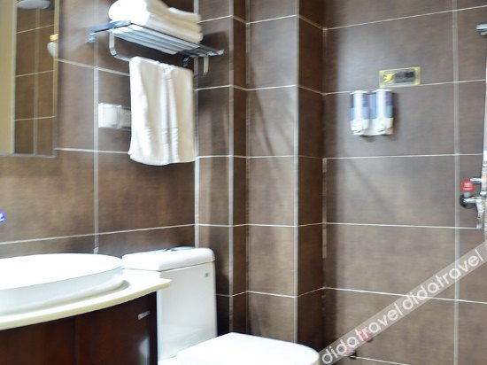 其���, Fangyuan Business Hotel, Luoyang