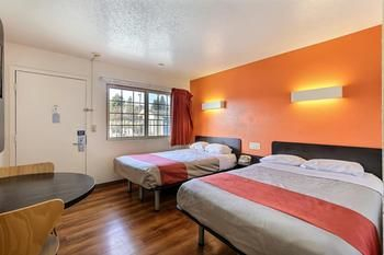 Guestroom 4, Motel 6 Napa, CA, Napa