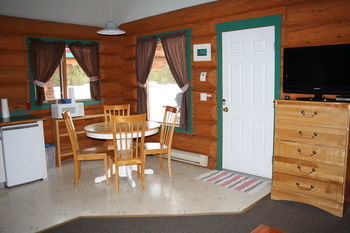 Others 4, Twin Peaks Resort, Fraser-Fort George