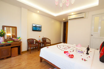 Others 3, HangMy Boutique, Hoàn Kiếm