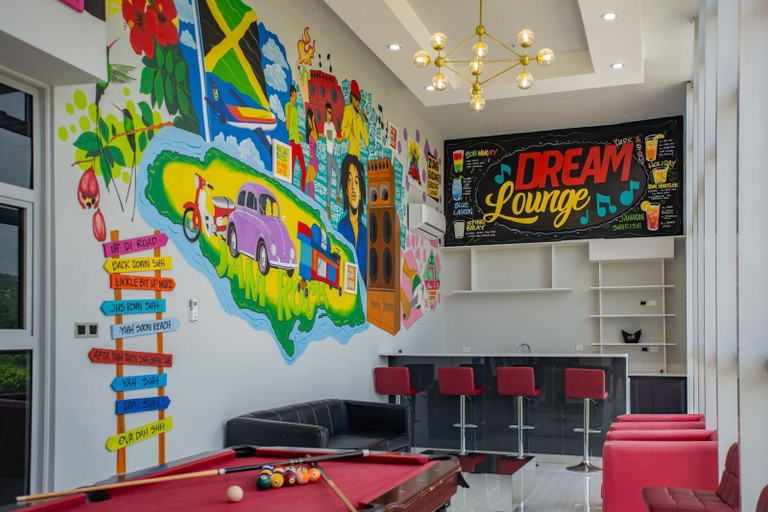 Food & Drinks, Dream 36 Montego Bay