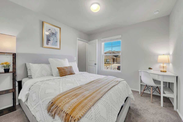 Interior 5, Marbella Lane - 3BR Pristine Home in Austin TX, Travis
