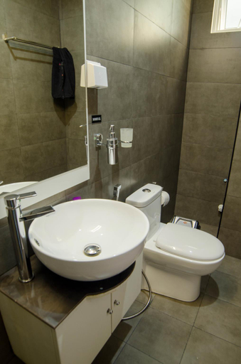 Bathroom 3, Awesome Suite, Malé