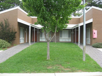 Others 3, Yowani Country Club, Canberra