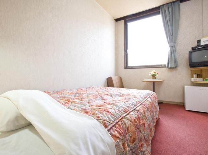 Bedroom 4, Hotel Kochi Plaza, Kōchi