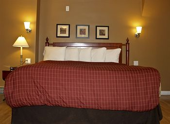 Others 4, Midtown Motel & Suites, Westmorland