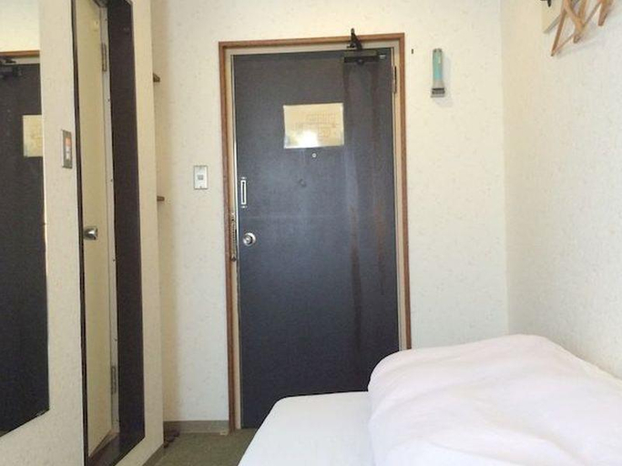Bedroom 3, Business Hotel Hanaya, Kyōtanabe