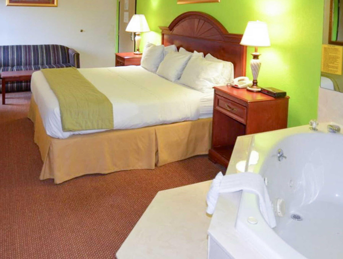 Others 2, Farragut Inn & Suites, Knox
