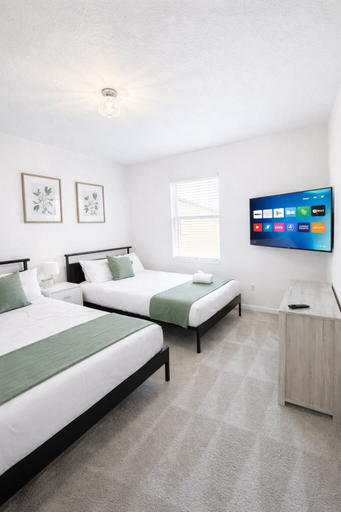Room 1, SmartStay Homes, Osceola