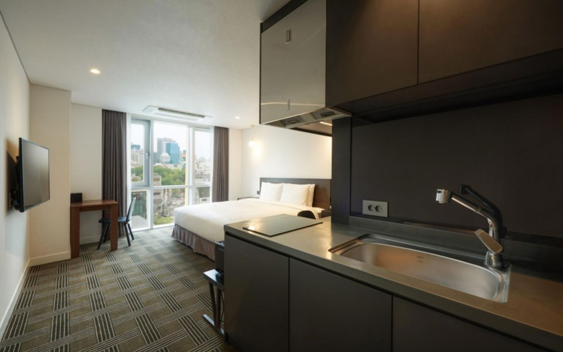 Others 3, Hotel Anobli, Gangnam