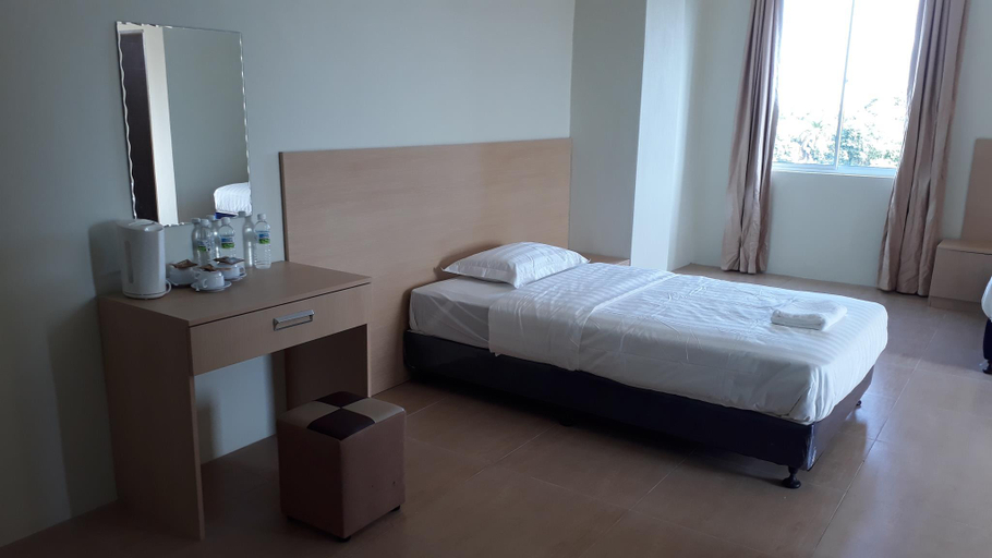 Bedroom, Kin Link Inn, Miri