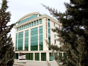 Others 5, Armoni Park Otel, Merkez