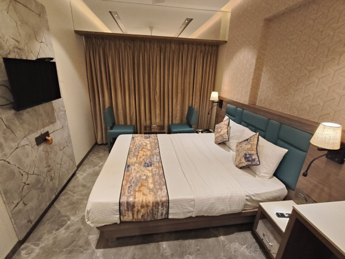 Room 5, Dream Residency Hotels Pvt. Ltd, Mumbai Suburban