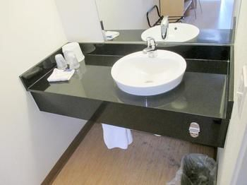 Bathroom Sink, Knights Inn Texarkana, Bowie
