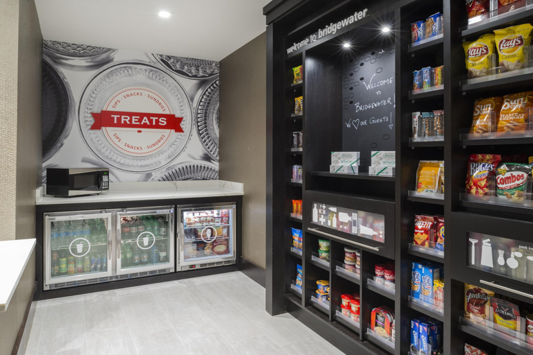 Food & Drinks 4, Hampton Inn & Suites Bridgewater, Somerset
