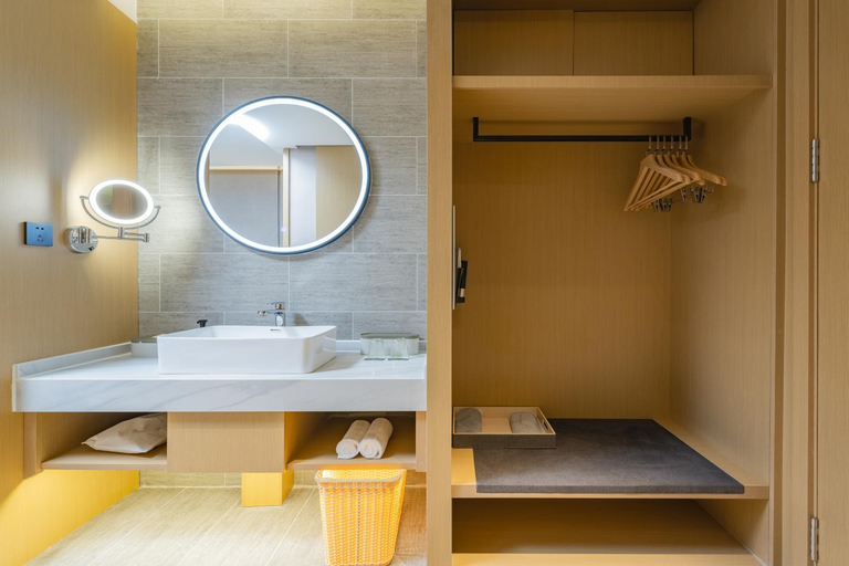 Bathroom 4, Atour Hotel Shanghai Daning Shibei High-Tech Park, Shanghai