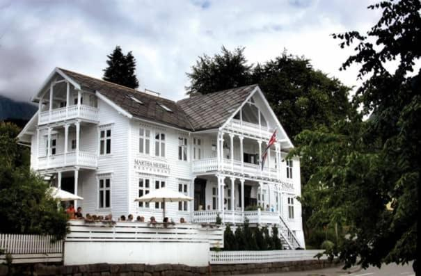Exterior view 4, Rosendal Turisthotell, Kvinnherad