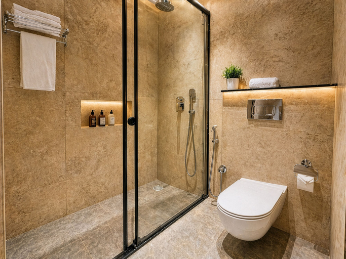 Bathroom 5, Hotel Grand Shalimar by JMD Group, Delhi