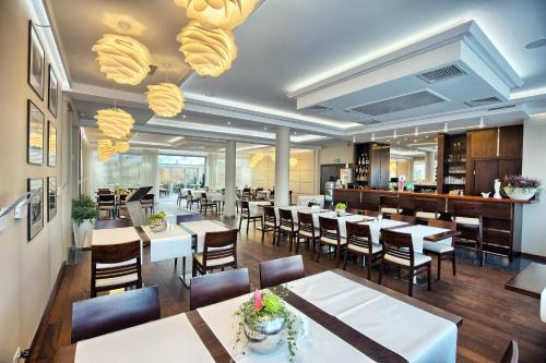 Food & Drinks 5, Hotel Azyl, Wrocław