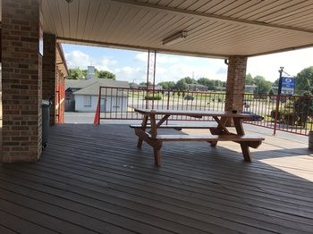 Terrace or Patio, Americas Inn, Nelson