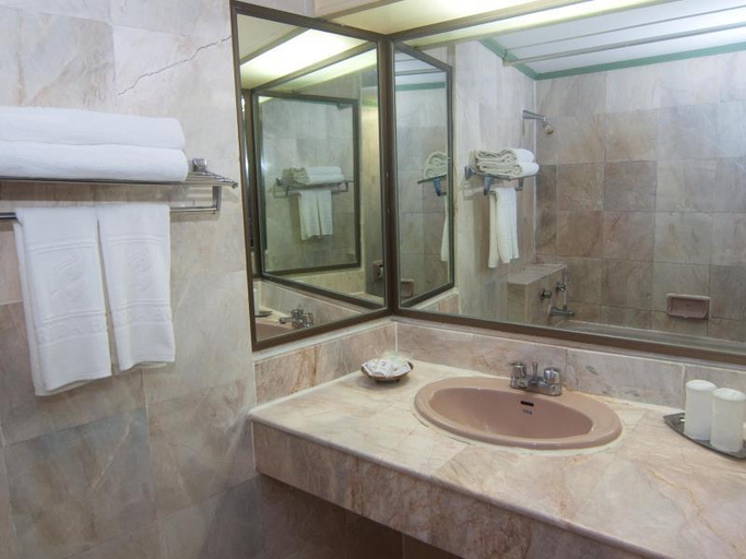 Bathroom, Florida Hotel, Hat Yai