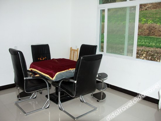 ���身娱乐设施, Dujuan Themed Culture Hotel, Garzê Tibetan
