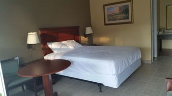 Guestroom 5, Murphy Motel, Cherokee