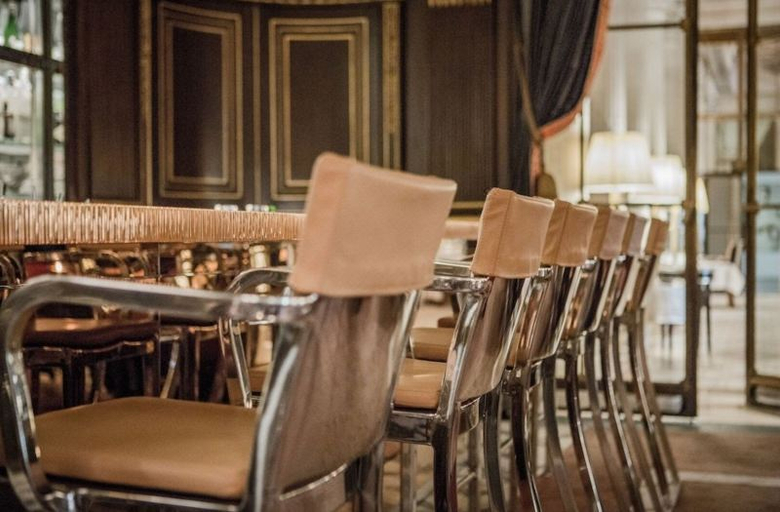 Others 5, Le Meurice, Paris