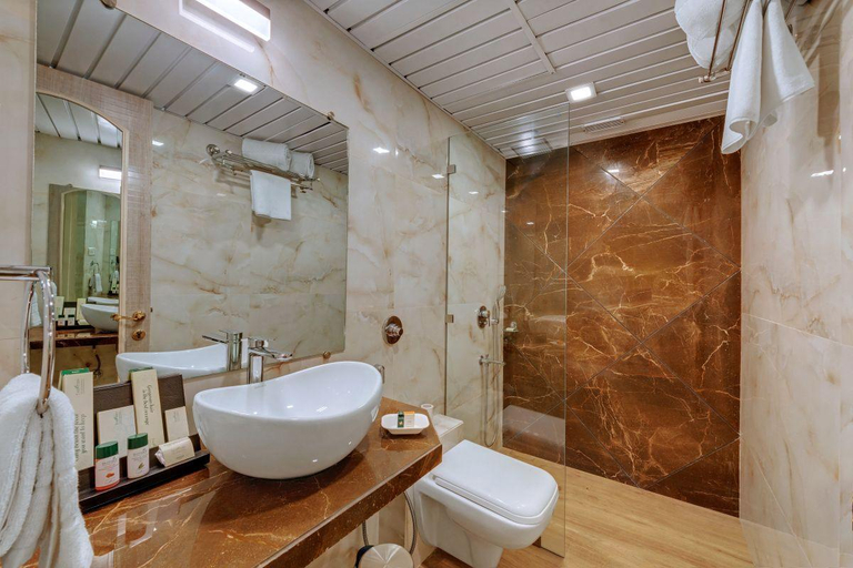 Bathroom 3, K Stars Beacon, Thane
