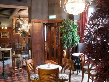 Others 4, Huckleberrys Bar and Grill, Lincolnshire