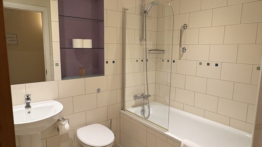 Bathroom 4, Liberty Wharf Apartments