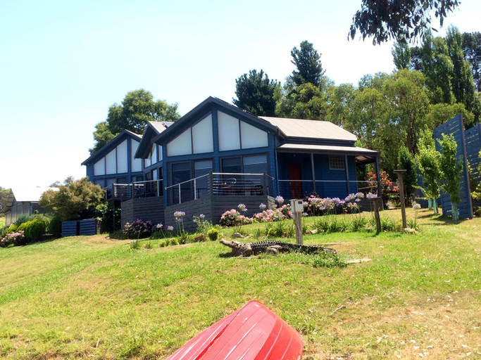 Others 2, Seville Estate, Yarra Ranges - Seville