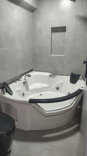 Bathroom 4, HOTEL EL CASTOR, Huaraz