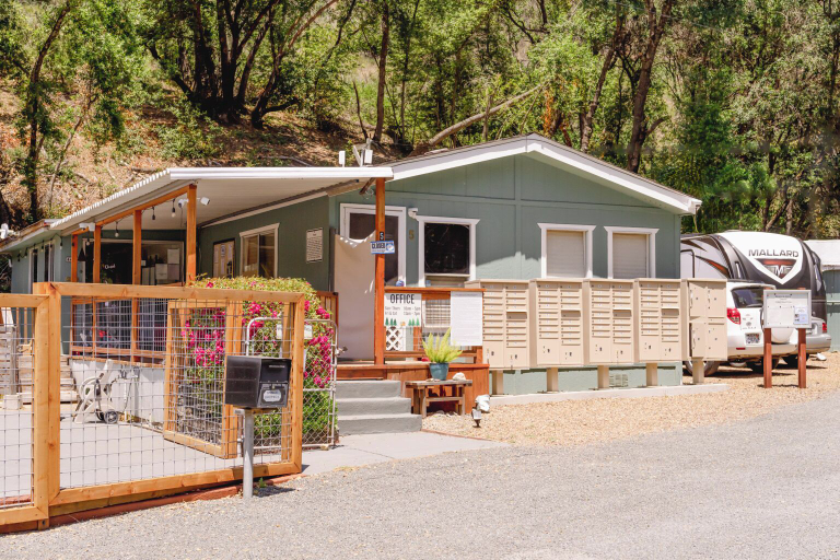 Others 1, Blue Lakes Village, Lake