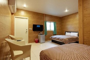 Others 3, Kentting Dajenshan Chalet, Pingtung