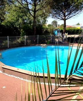 Pool 2, Les Charmilles, Saône-et-Loire