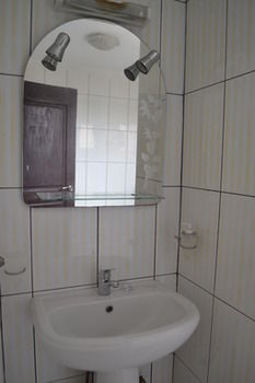 Bathroom Sink 3, Meumi Residence, Mfoundi