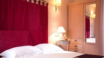 Others 4, La Bonne Auberge, Creuse