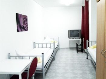 Others 4, Homestay Nürnberg, Nürnberg