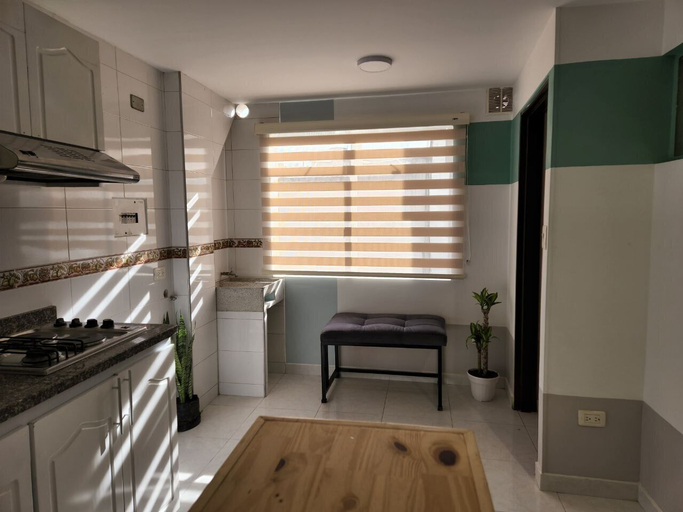 Others 5, APARTAMENTOS Y HABITACIONES, Santafé de Bogotá