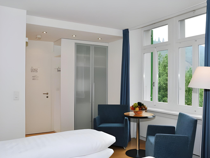 Bedroom, Hotel Fravi, Hinterrhein
