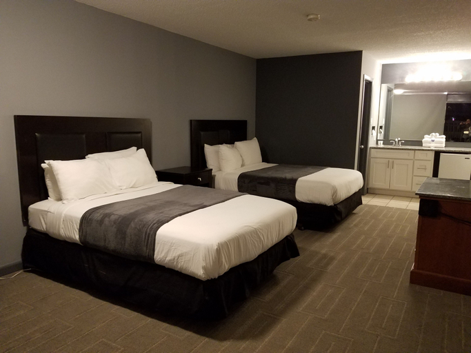 Bedroom 4, Ramada by Wyndham New Orleans, Orleans