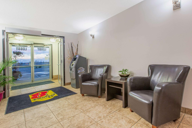 Public Area 2, Super 8 Fort McMurray, Division No. 16