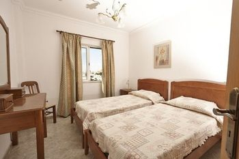 Others 5, Torre da Aldeia by Umbral, Albufeira