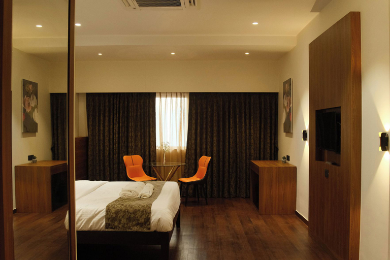 Bedroom 3, Sunstone Suites, Ratnagiri
