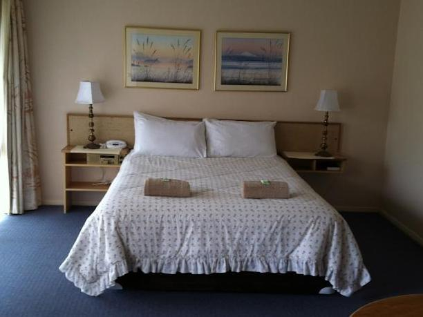 Others 5, Downtown Motel, Warrnambool